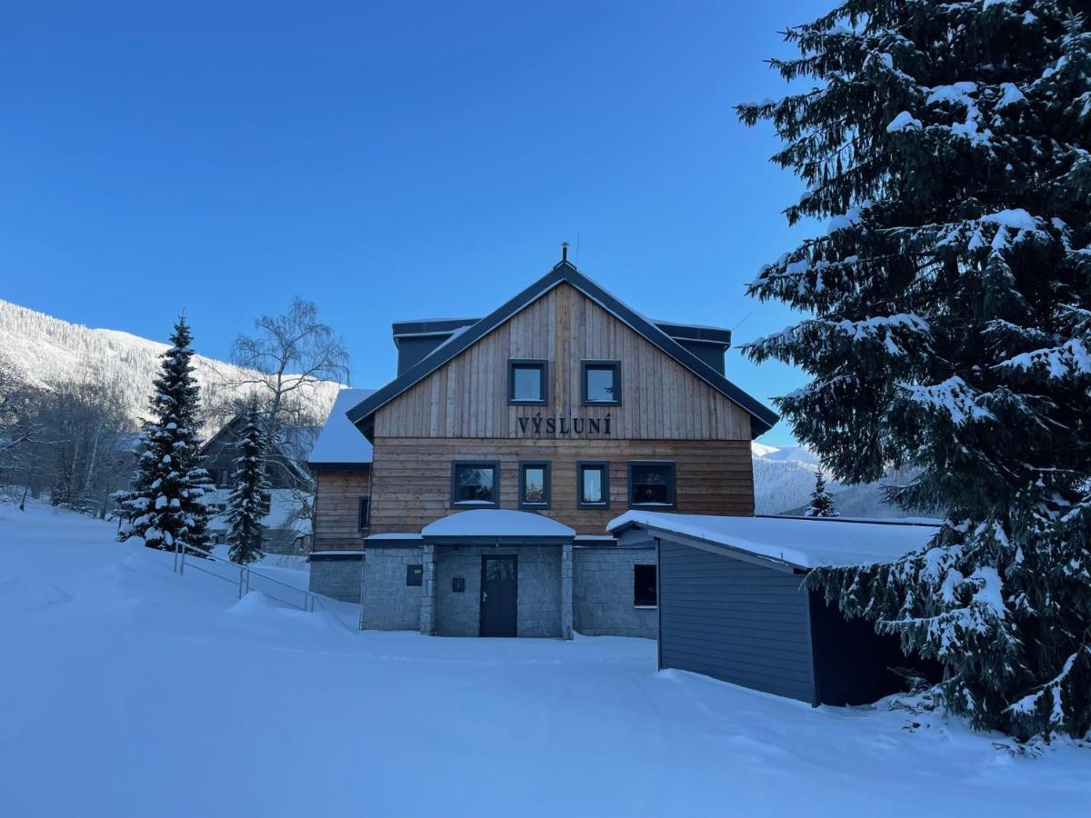 Apartmany Vysluni Špindlerŭv Mlýn Luaran gambar