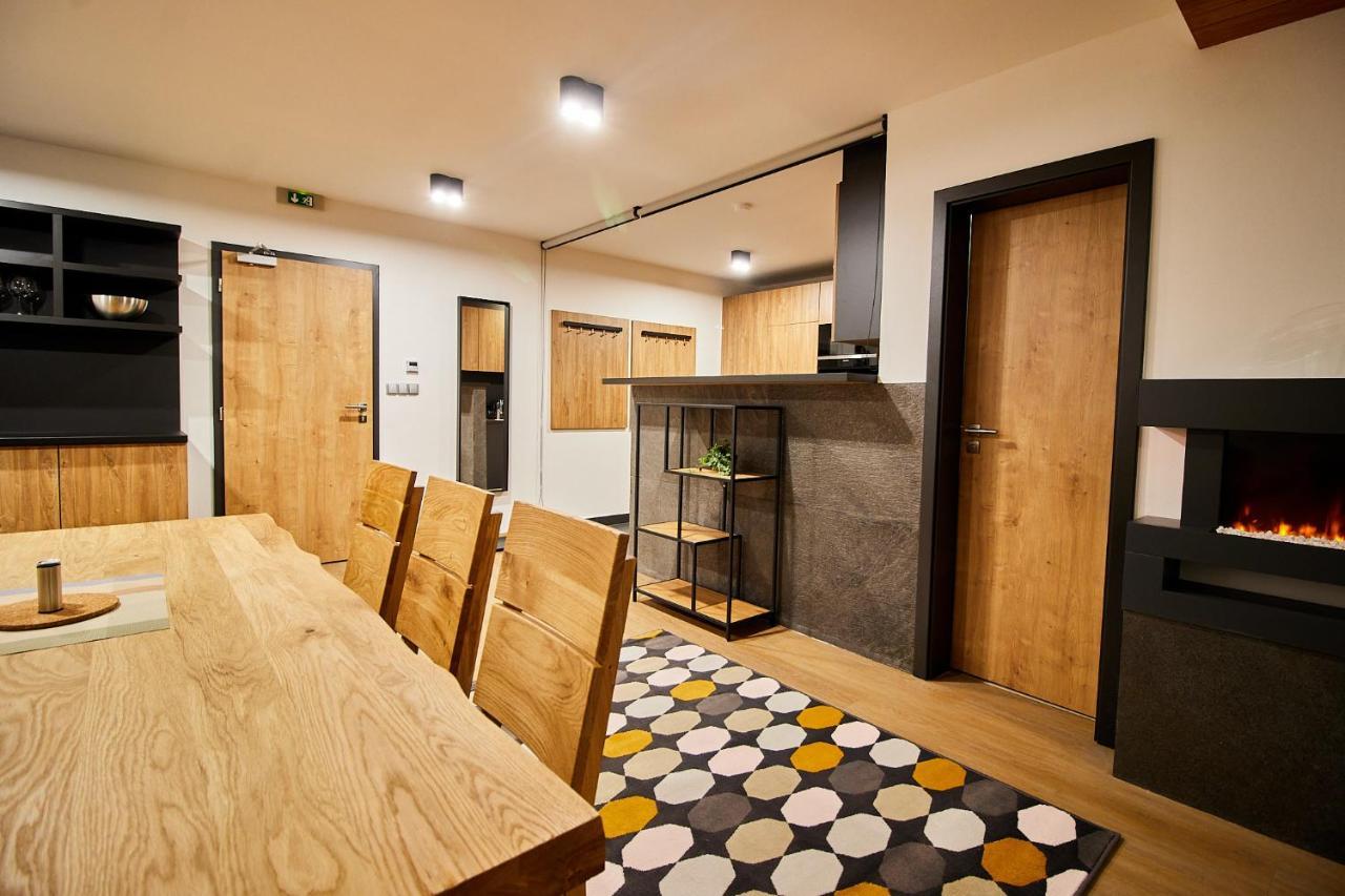 Apartmany Vysluni Špindlerŭv Mlýn Luaran gambar