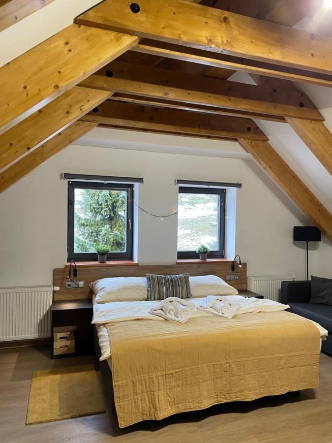Apartmany Vysluni Špindlerŭv Mlýn Luaran gambar