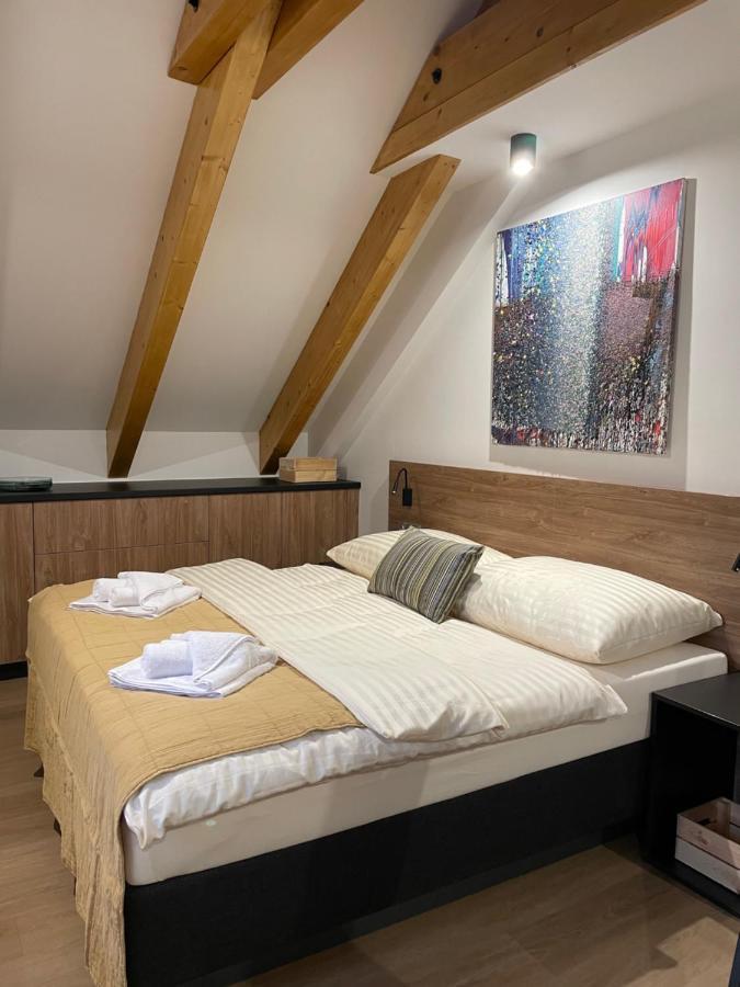 Apartmany Vysluni Špindlerŭv Mlýn Luaran gambar
