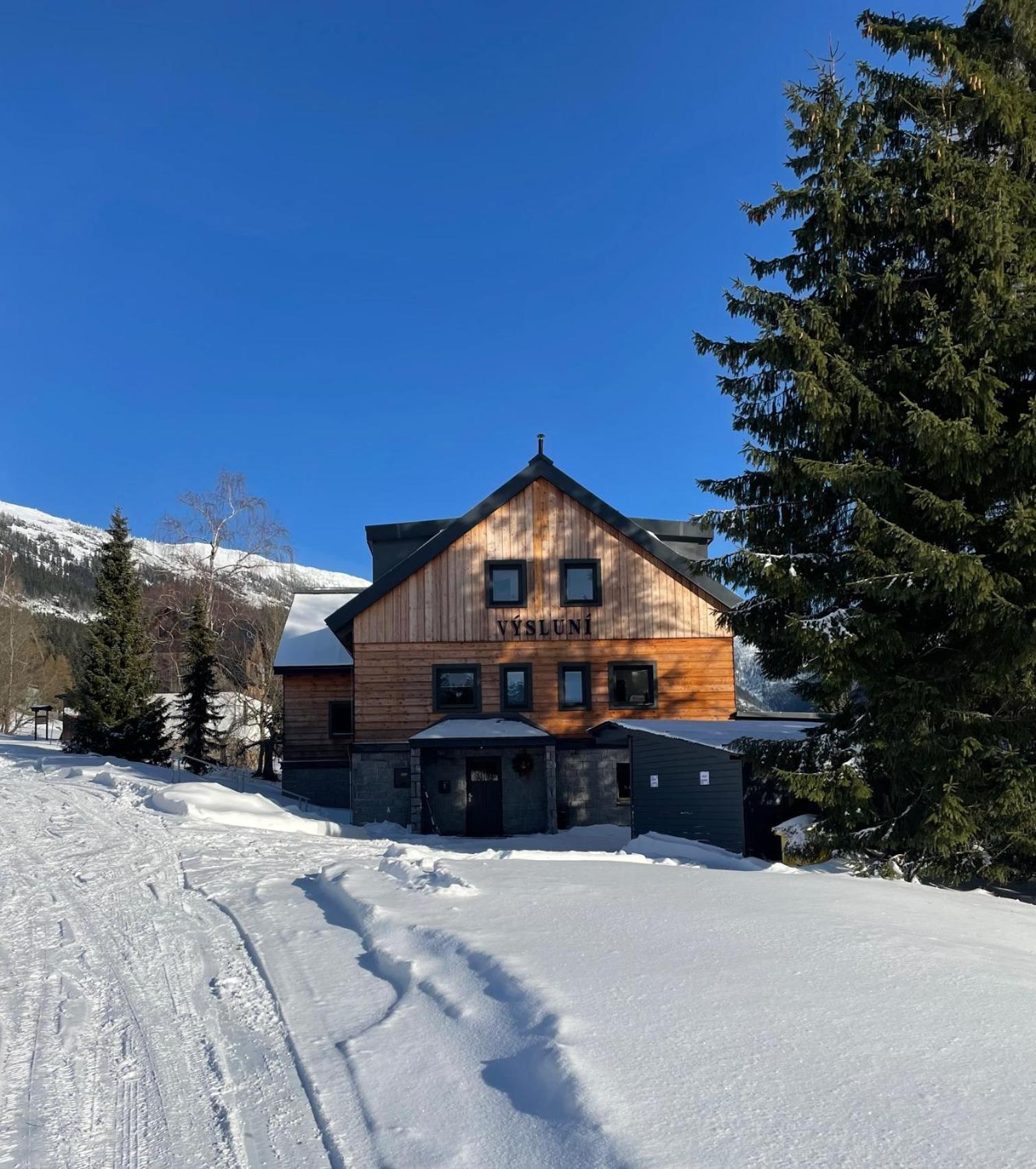 Apartmany Vysluni Špindlerŭv Mlýn Luaran gambar