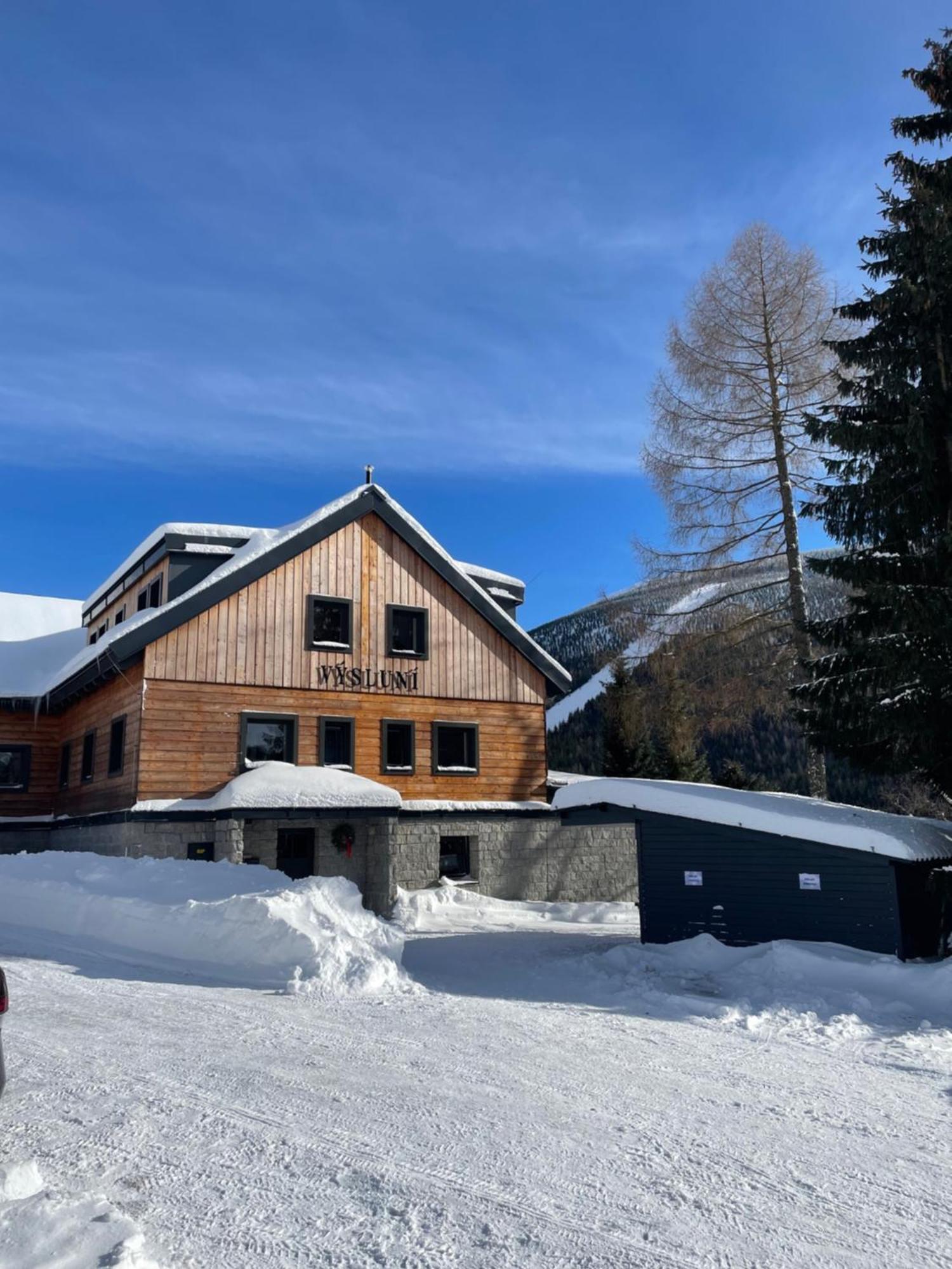 Apartmany Vysluni Špindlerŭv Mlýn Luaran gambar