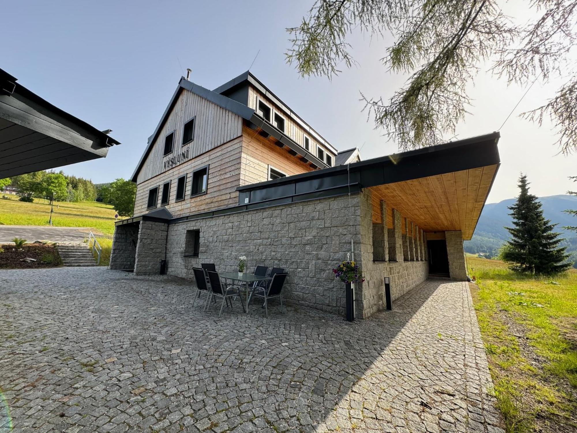 Apartmany Vysluni Špindlerŭv Mlýn Luaran gambar