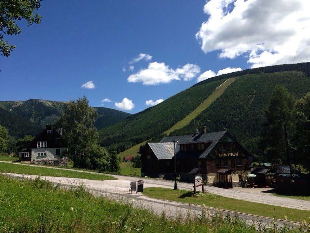 Apartmany Vysluni Špindlerŭv Mlýn Luaran gambar